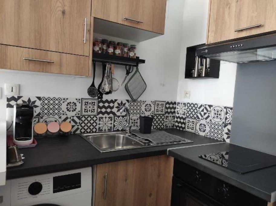 Fadil Apartment Valenciennes Exterior foto